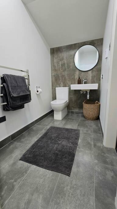Apartment 5 - Haddin Court - Modern Loft Style Blenheim Ngoại thất bức ảnh